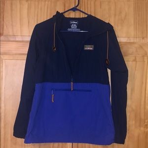 LL Bean women’s mountain classic anorak